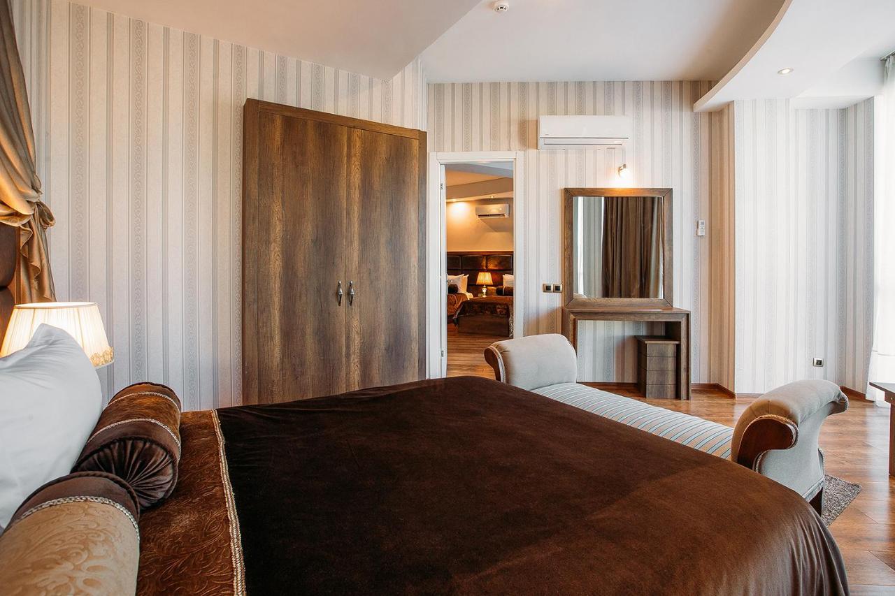 Green Queen Hotel ティビリシ エクステリア 写真
